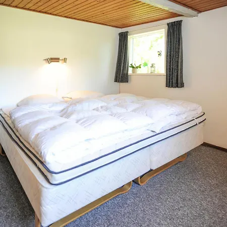 2 Bedroom Stunning In Casa vacanze *