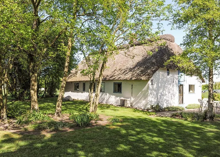 度假居 2 Bedroom Stunning In